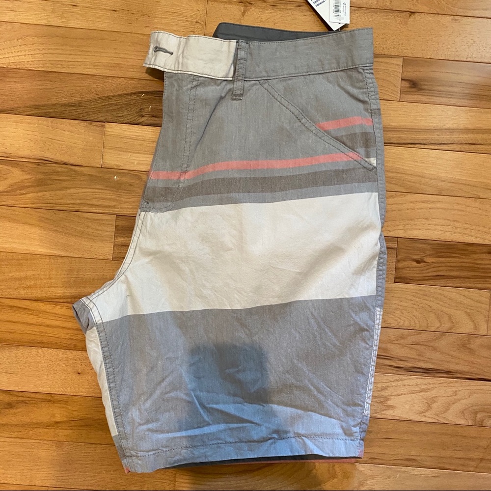 OLD NAVY SHORTS